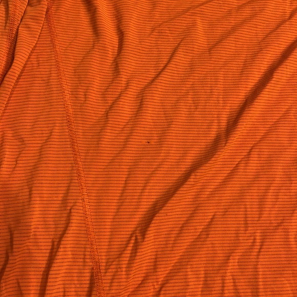 Lulu lemon long sleeve - Picture 2 of 4